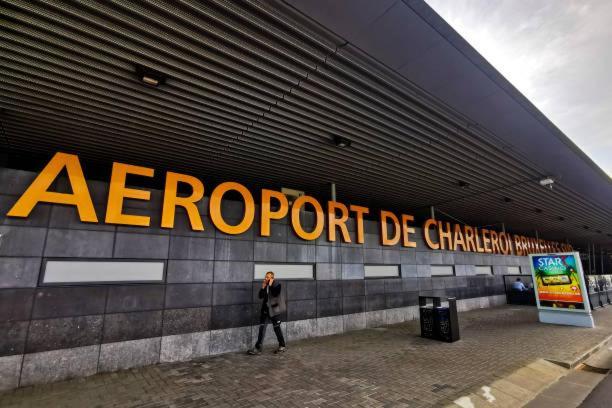 Charbonnel 4 Bruxelles-Charleroi-Airport别墅 外观 照片